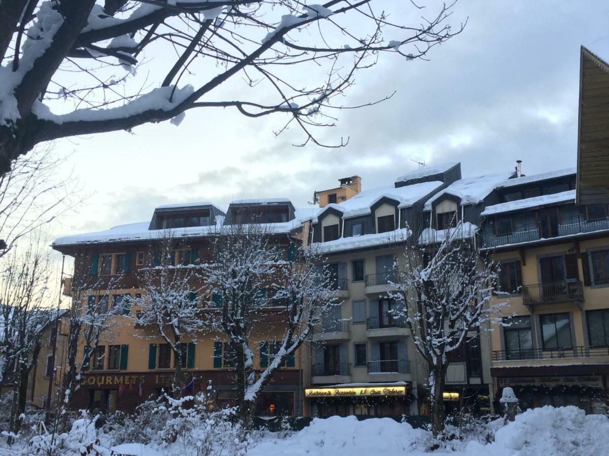 Duplex En Vieux Bois Hyper Centre Apartman Chamonix Kültér fotó