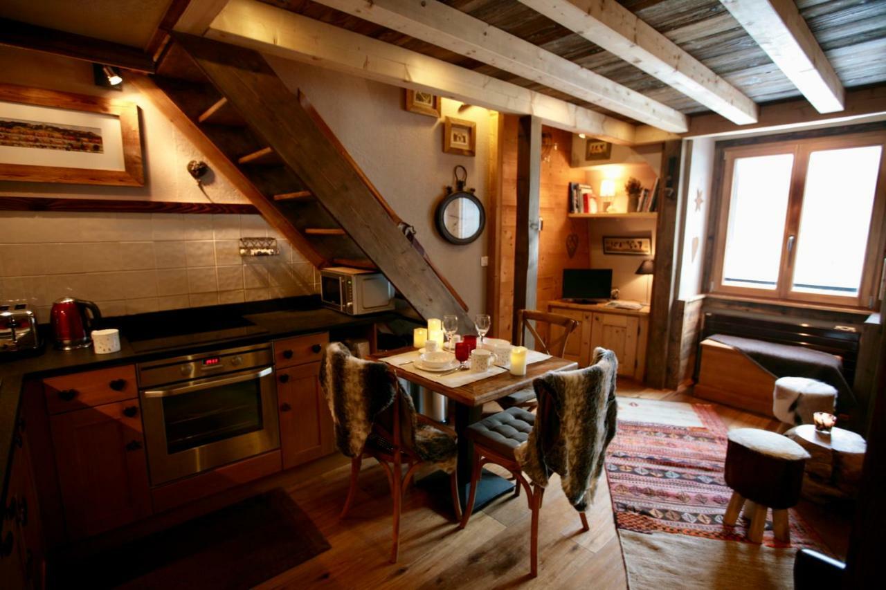 Duplex En Vieux Bois Hyper Centre Apartman Chamonix Kültér fotó