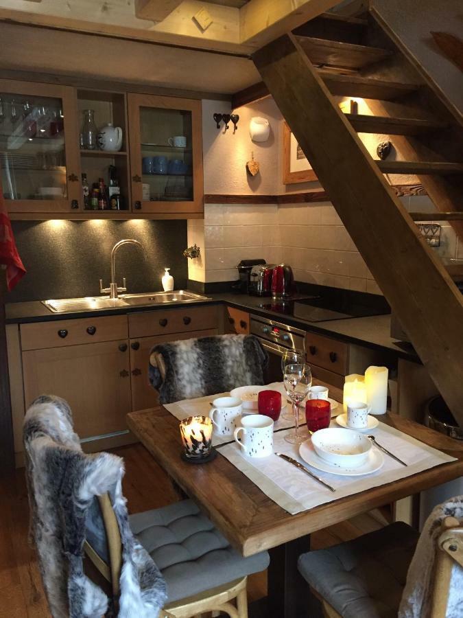 Duplex En Vieux Bois Hyper Centre Apartman Chamonix Kültér fotó
